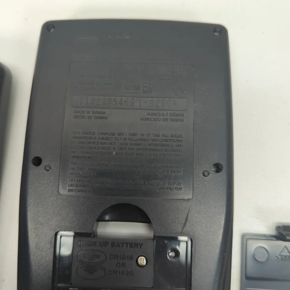 Texas Instruments TI-83 Plus‎ Graphing Calculator With Cover Some Dead Pixels